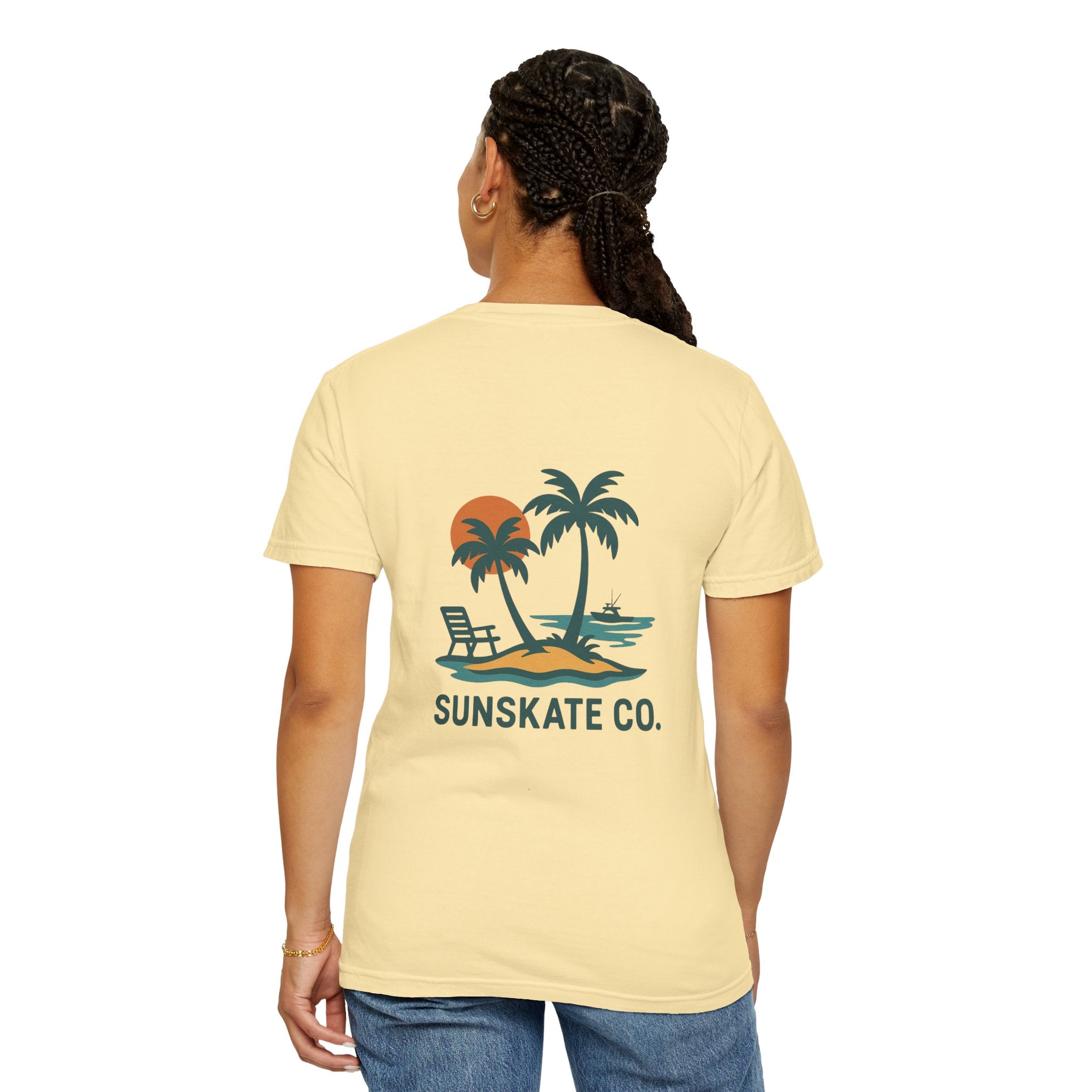 Tropical Graphic T-Shirt, Beach Vibes Tee, Unisex Summer Shirt, Casual Wear for Vacations, Gift for Beach Lovers