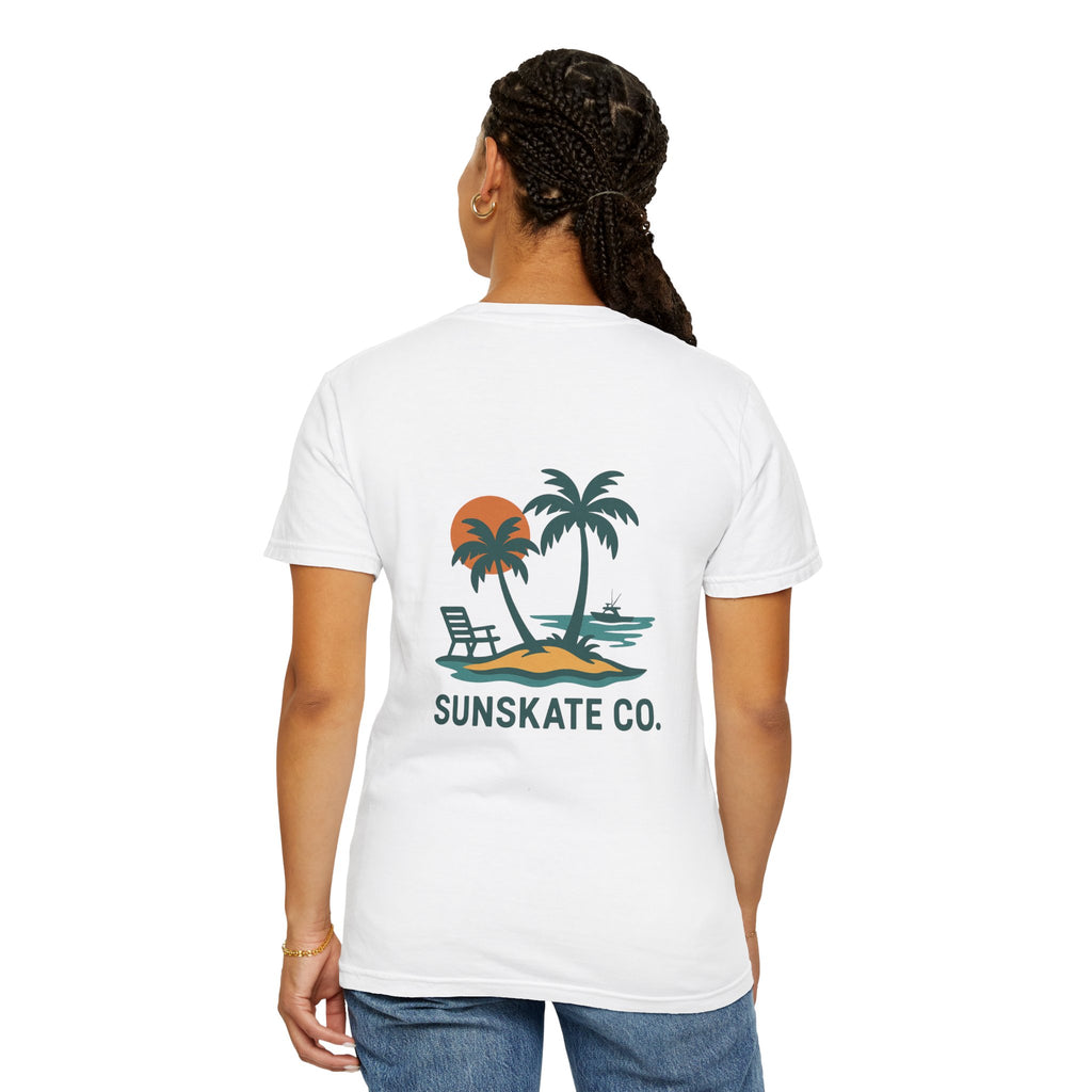 Tropical Graphic T-Shirt, Beach Vibes Tee, Unisex Summer Shirt, Casual Wear for Vacations, Gift for Beach Lovers