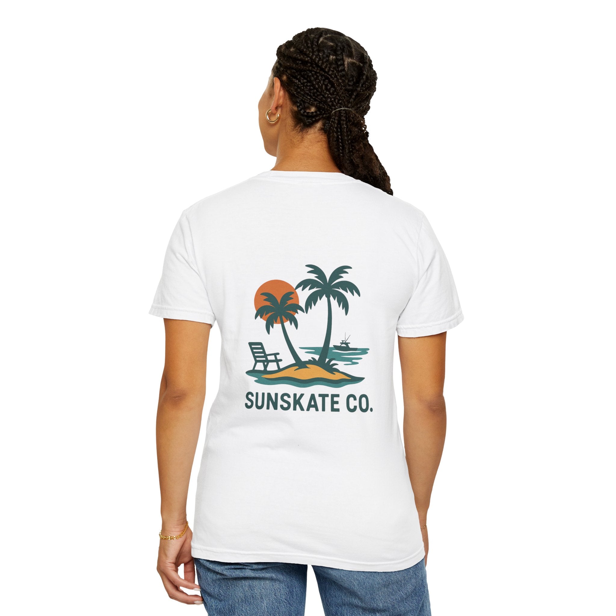 Tropical Graphic T-Shirt, Beach Vibes Tee, Unisex Summer Shirt, Casual Wear for Vacations, Gift for Beach Lovers