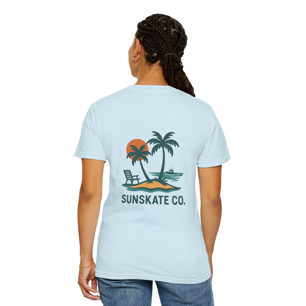 Tropical Graphic T-Shirt, Beach Vibes Tee, Unisex Summer Shirt, Casual Wear for Vacations, Gift for Beach Lovers